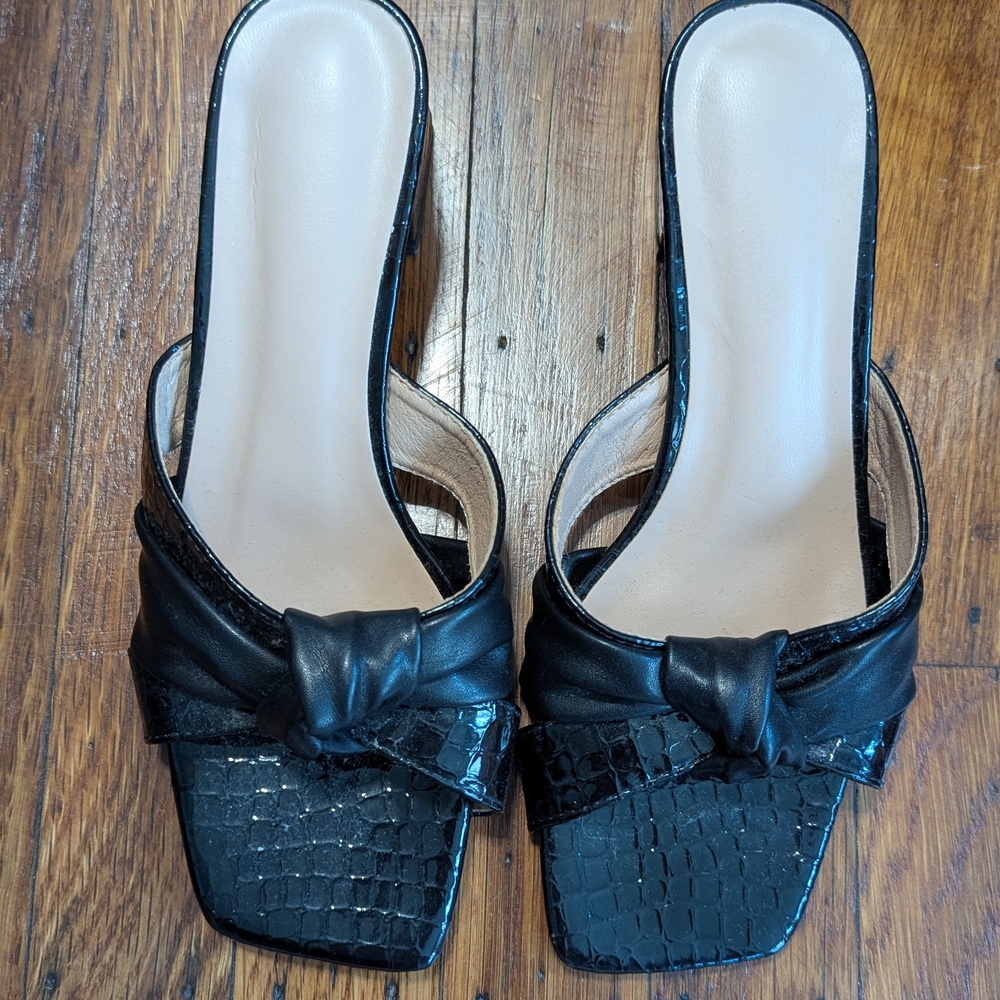 Black Knot Detail Heeled Sandals